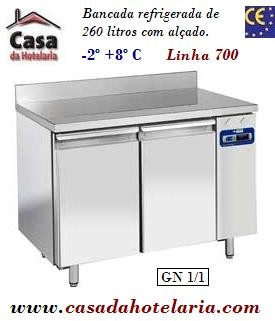 Bancada Refrigerada de 260 Litros com Alçado e 2 Portas GN 1/1 da Linha 700 (Grupo à distância) (transporte incluído) - Refª 101535