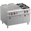 Fogão Industrial a Gás da Linha 900 com 2 Queimadores, Placa Radiante e Forno Profissional a Gás GN 2/1, 31820 kcal/h, Potência de 37000 Watts (transporte incluído) - Refª 100159