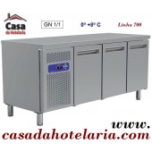 Bancada Refrigerada Ventilada de 3 Portas GN 1/1 da Linha 700, 405 Litros, Refrigeração de 0º +8º C (transporte incluído) - Refª 101452